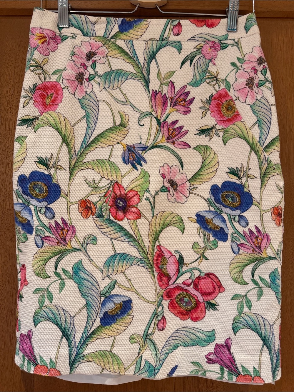 Ann Taylor Floral Pencil Skirt in Cream with Pink, Blue and Green Blooms
